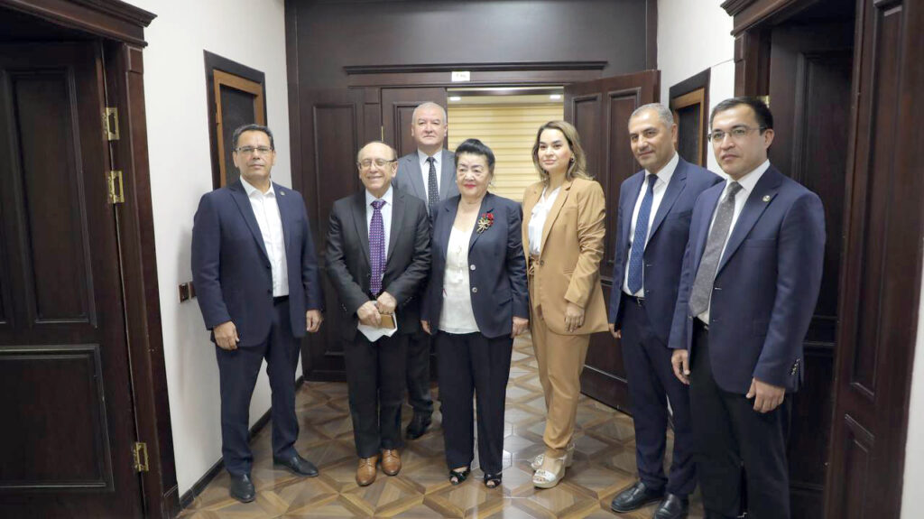 На крыльях реформ