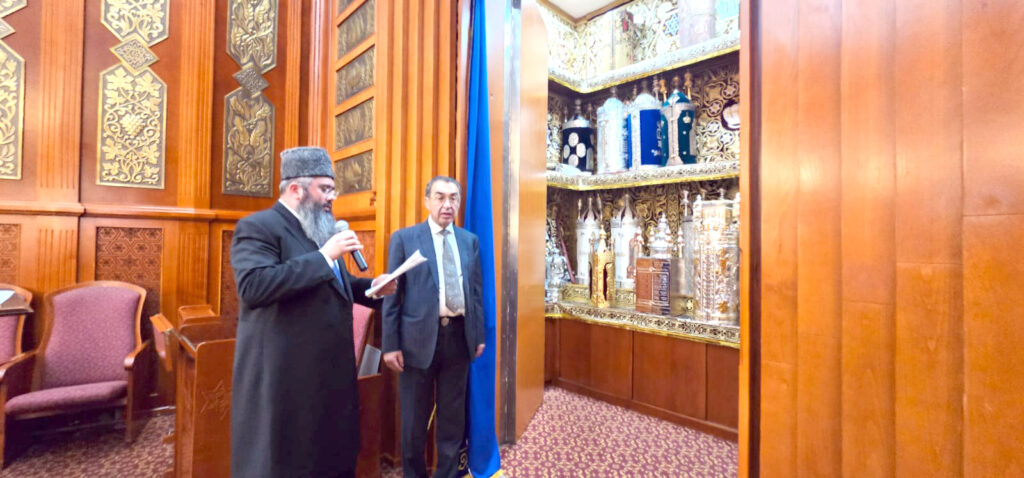 ШМА ИСРАЭЛЬ АДОНАЙ ЭЛОЭЙНУ АДОНАЙ ЭХАД!