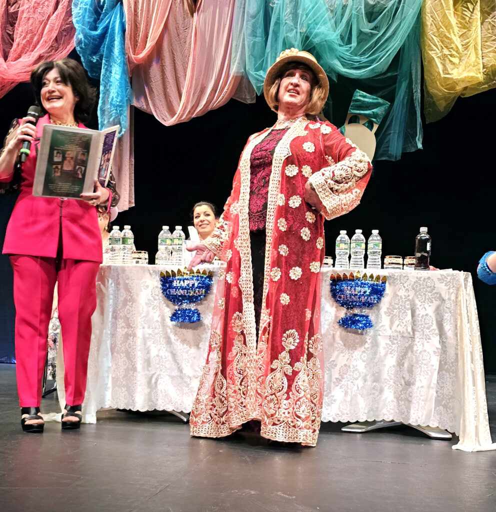 ЕЕ ВЕЛИЧЕСТВО ОЧАМО!