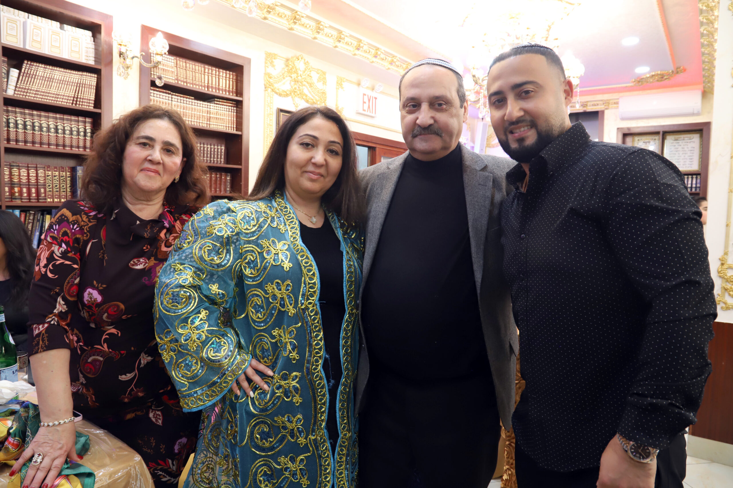 Ханука и Симхат Тора в синагоге "Вeth Вechor"