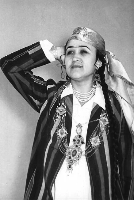 Dancing around the ‘Stans with Leora Eisenberg