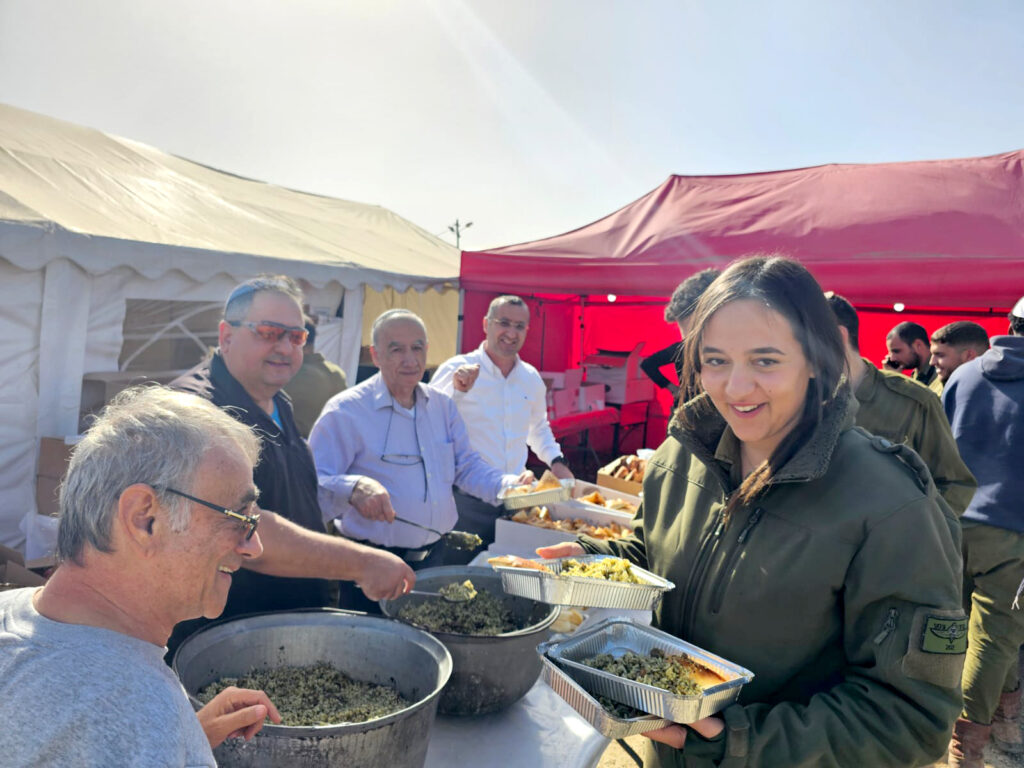 С Б-жьей помощью мы победим!