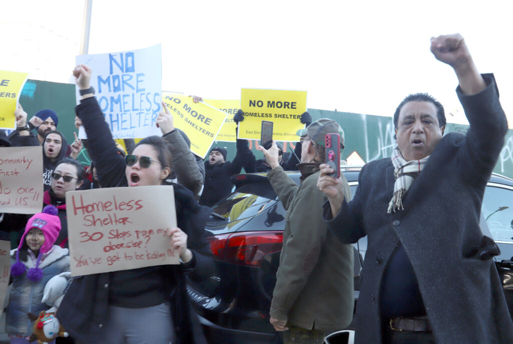 Жители Рего-парк против