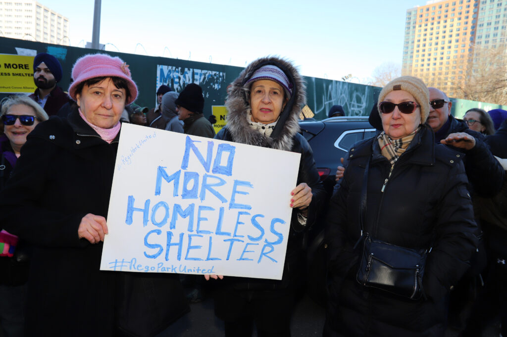 Жители Рего-парк против