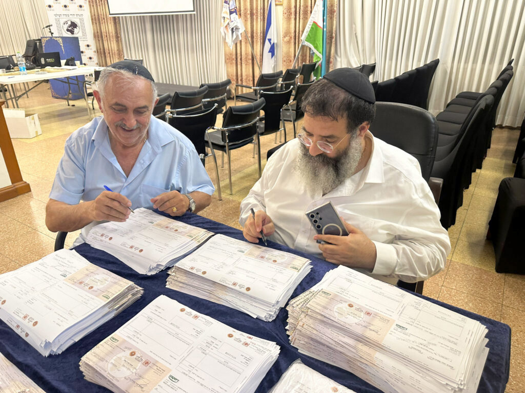 Cобранно ,451,533!