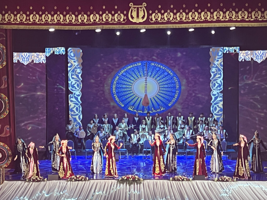 ПОЧЕТНЫЕ ГОСТИ ИЗ НЬЮ-ЙОРКА ПОСЕТИЛИ РОДИНУ