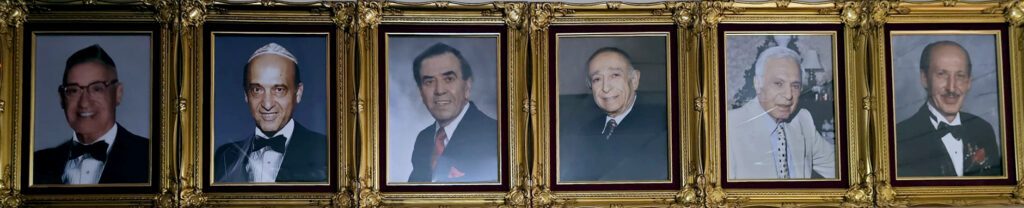 Дорогие друзья! ПОЗДРАВЛЯЮ!