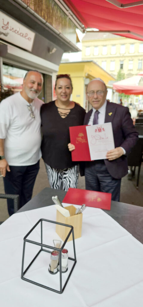 Трапеза и именины на "Острове мацы"