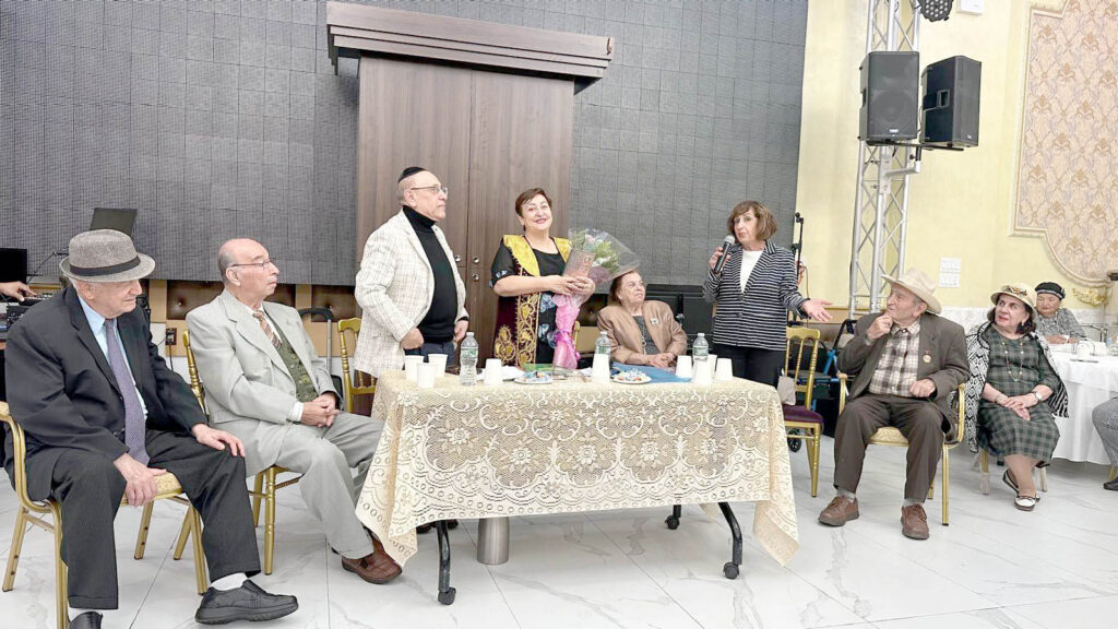 "Чьим теплом мы так согреты?"