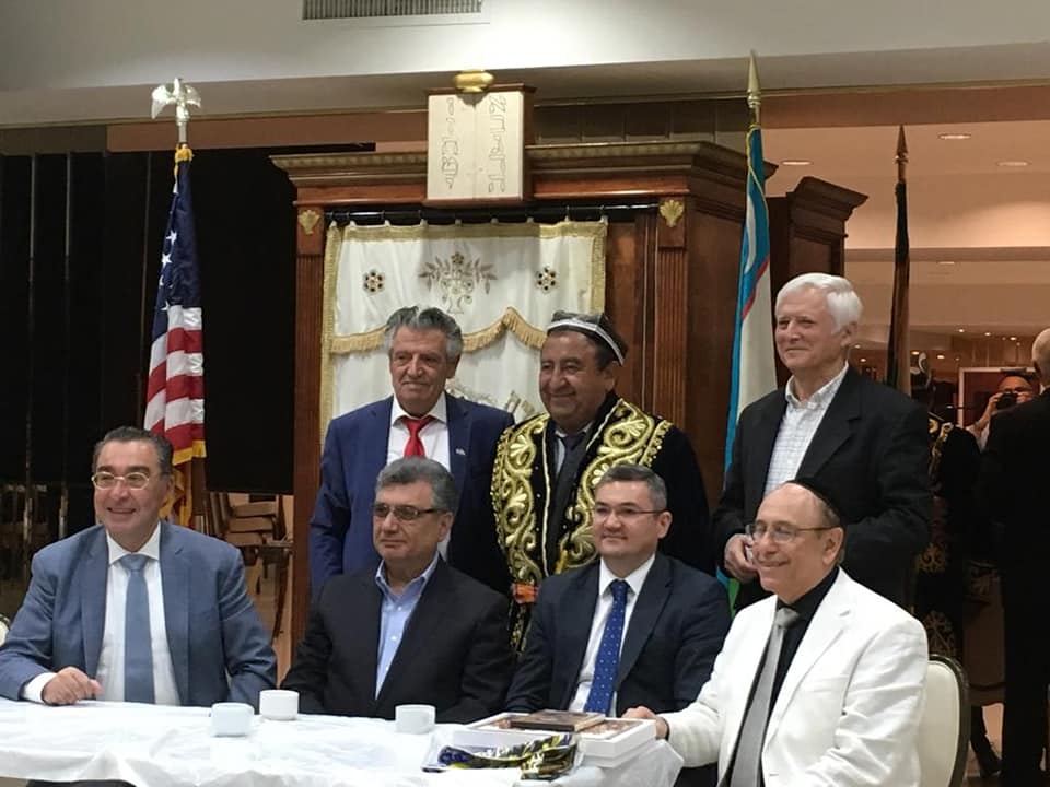 Человек, покоривший сердца земляков во всем мире!