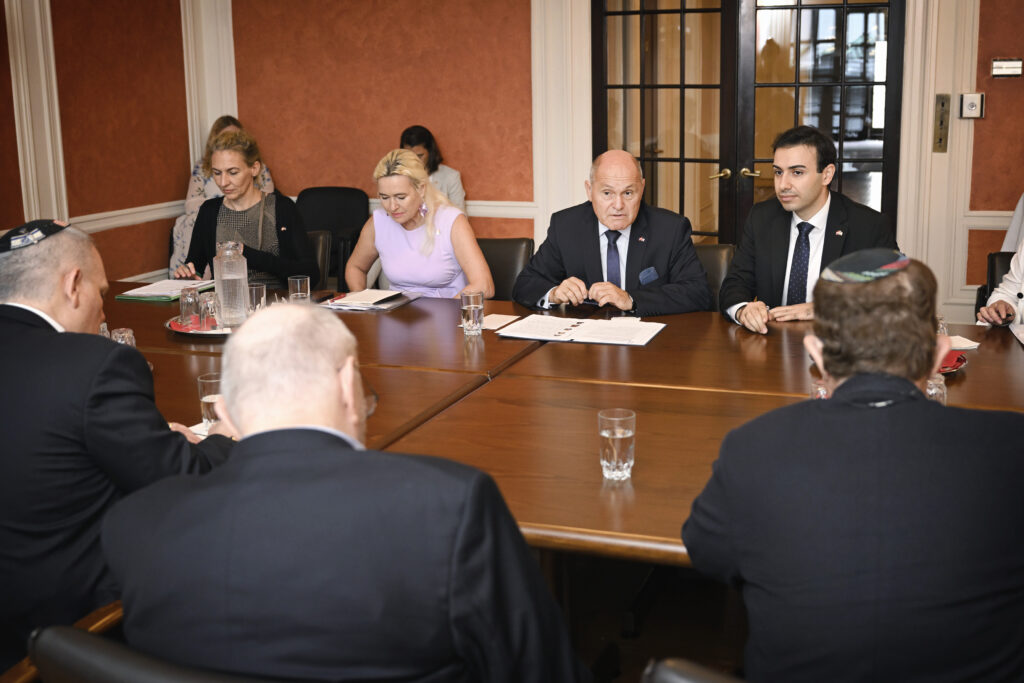 Давид Пинхасов – наш человек в австрийском парламенте