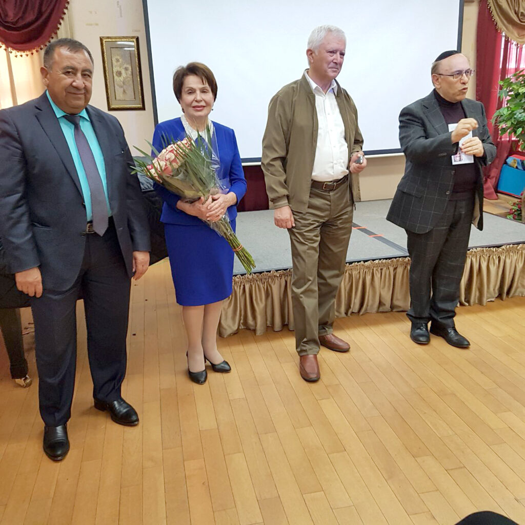 Человек, покоривший сердца земляков во всем мире!