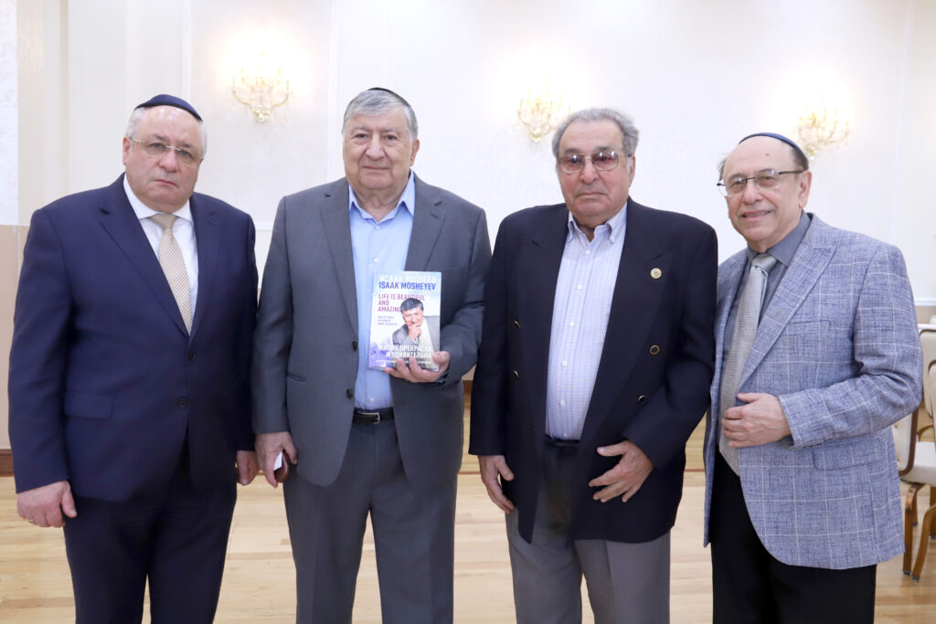 Взгляд со стороны: как было, как есть, как должно быть