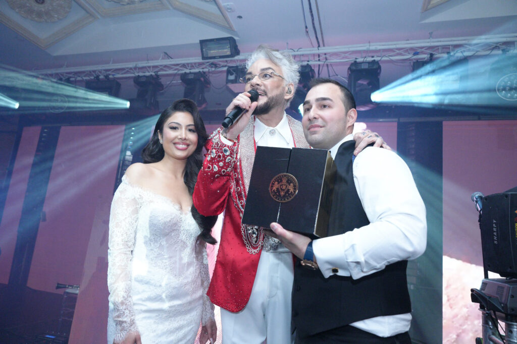 САМАЯ-САМАЯ! САМАЯ КРАСИВАЯ!САМАЯ ЖЕЛАННАЯ! САМАЯ ЛЮБИМАЯ!