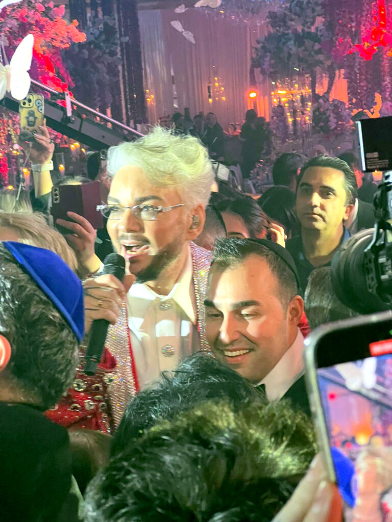 САМАЯ-САМАЯ! САМАЯ КРАСИВАЯ!САМАЯ ЖЕЛАННАЯ! САМАЯ ЛЮБИМАЯ!