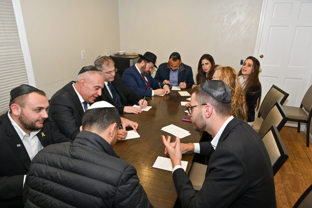 Гости с Земли Обетованной