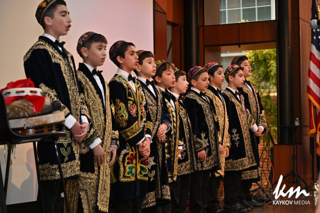 Донован Ричардс: ВАМ ЕСТЬ ЧТО ПОКАЗАТЬ АМЕРИКЕ И ЧЕМ ГОРДИТЬСЯ