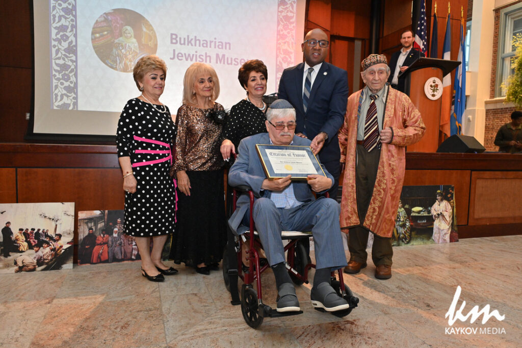 Донован Ричардс: ВАМ ЕСТЬ ЧТО ПОКАЗАТЬ АМЕРИКЕ И ЧЕМ ГОРДИТЬСЯ