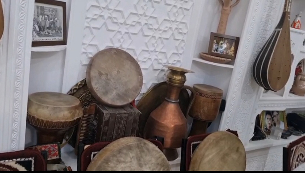 Вохурии ду устоди санъати мавригӣ