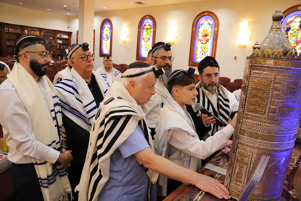 ДУХОВНАЯ ЖИЗНЬ ГЛАВНОЙ СИНАГОГИ КАНЕСОИ КАЛОН