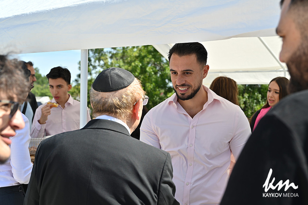 A Walk Through Queens