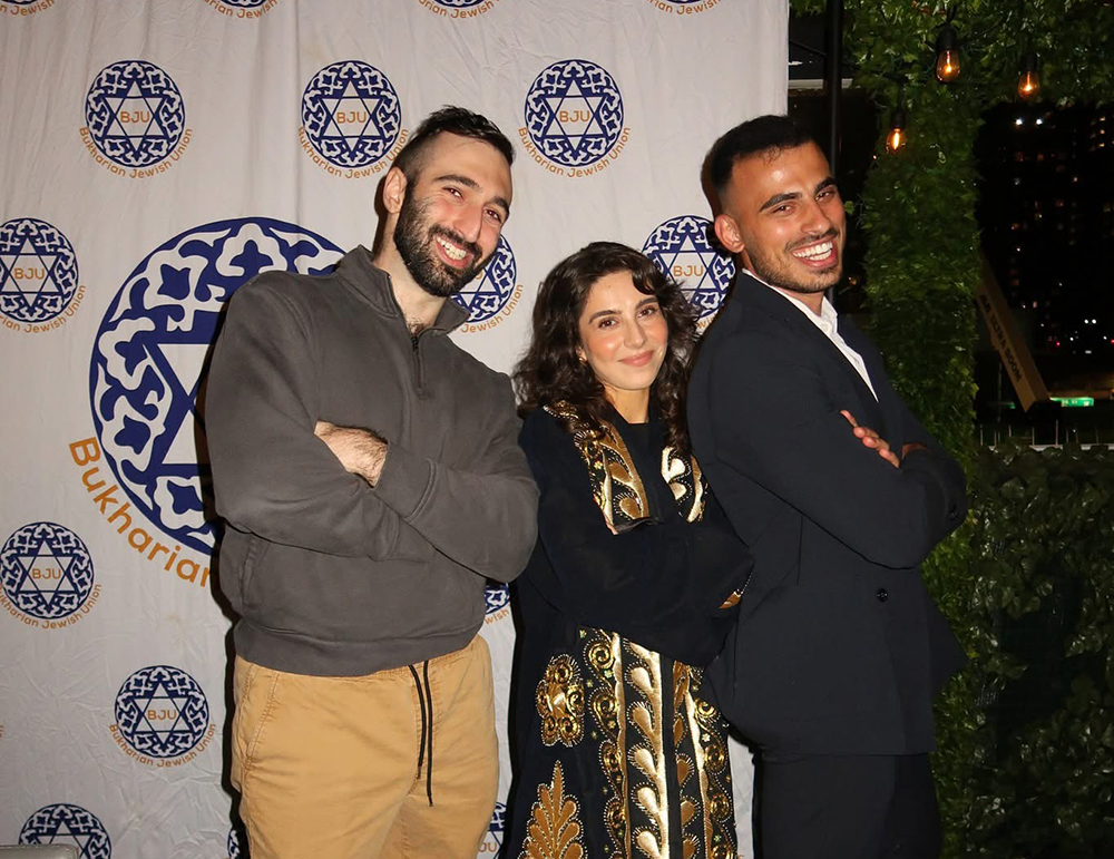 Queens Meets Brooklynat Manhattan Rooftop Soirée