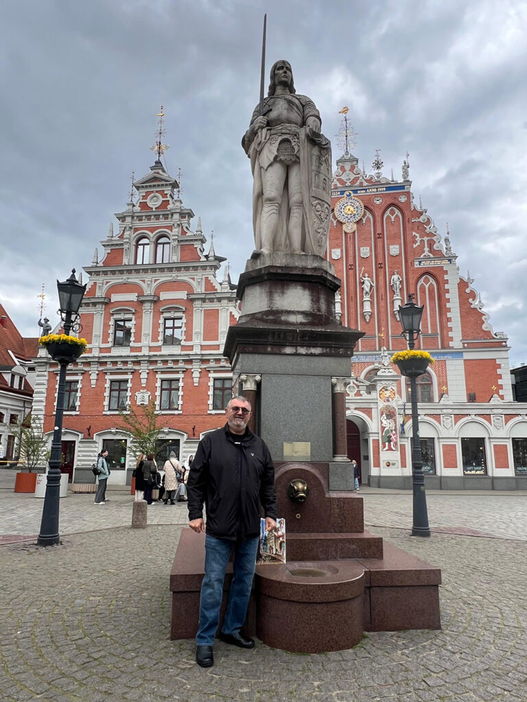 Winning The Gentle Way Arkadiy Aronov'sFour-Decade Journey from Tashkent to Olympic Glory