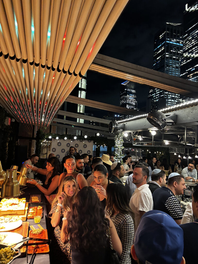 Queens Meets Brooklynat Manhattan Rooftop Soirée