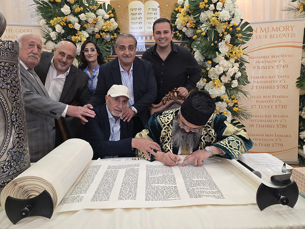 С Торой по жизни, с Торой по городу и в синагоге!