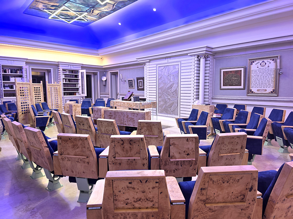 Synagogue in Savyon: Lessons from Lev Leviev