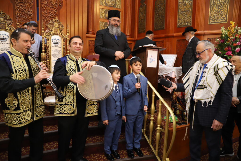 ДУХОВНАЯ ЖИЗНЬ ГЛАВНОЙ СИНАГОГИ КАНЕСОИ КАЛОН