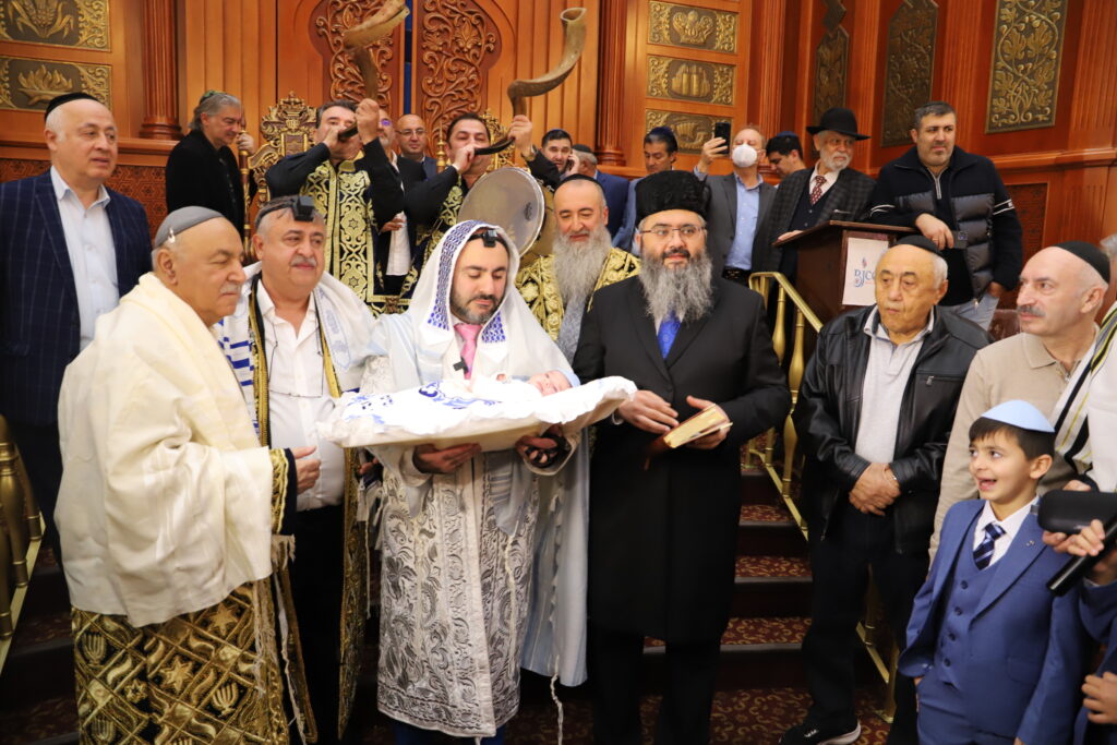 ДУХОВНАЯ ЖИЗНЬ ГЛАВНОЙ СИНАГОГИ КАНЕСОИ КАЛОН