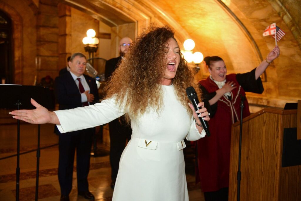 Диана Багратиони: “Миквархар, Сакартвело!”