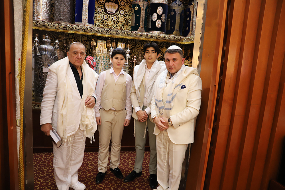 ДУХОВНАЯ ЖИЗНЬ ГЛАВНОЙ СИНАГОГИ КАНЕСОИ КАЛОН