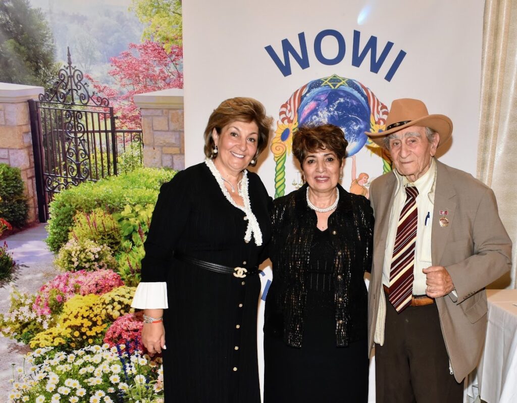 World of Women Immigrants: 30 лет света, доброты и женской силы