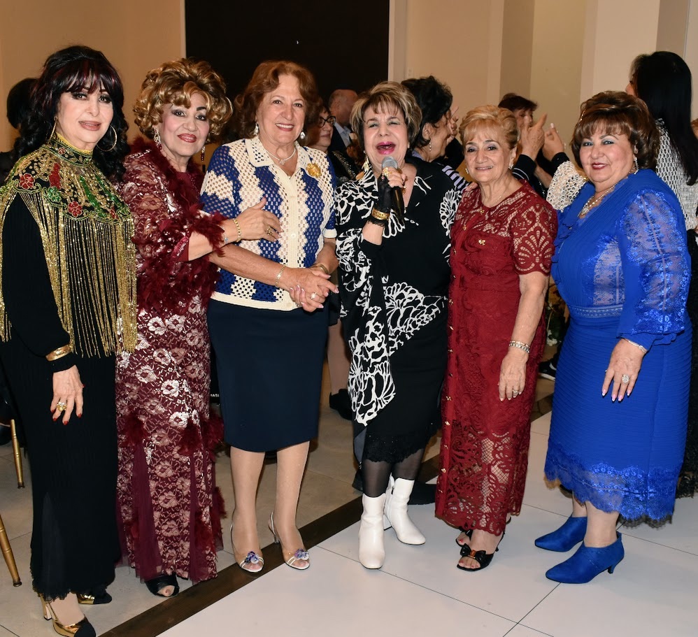 World of Women Immigrants: 30 лет света, доброты и женской силы