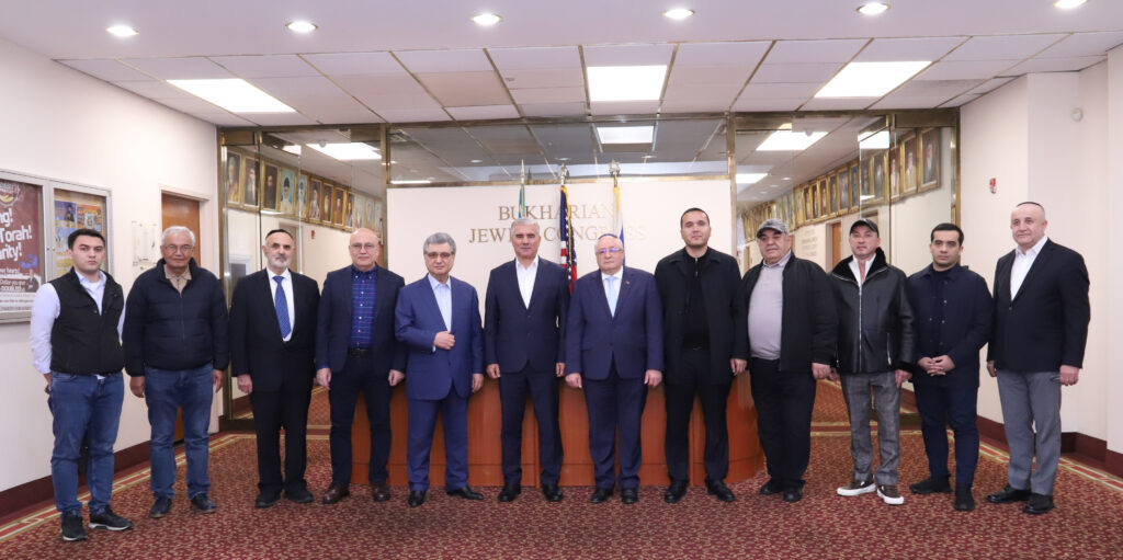 Губернатор Бухарской области Ботыр Зарипов – гость нашей общины