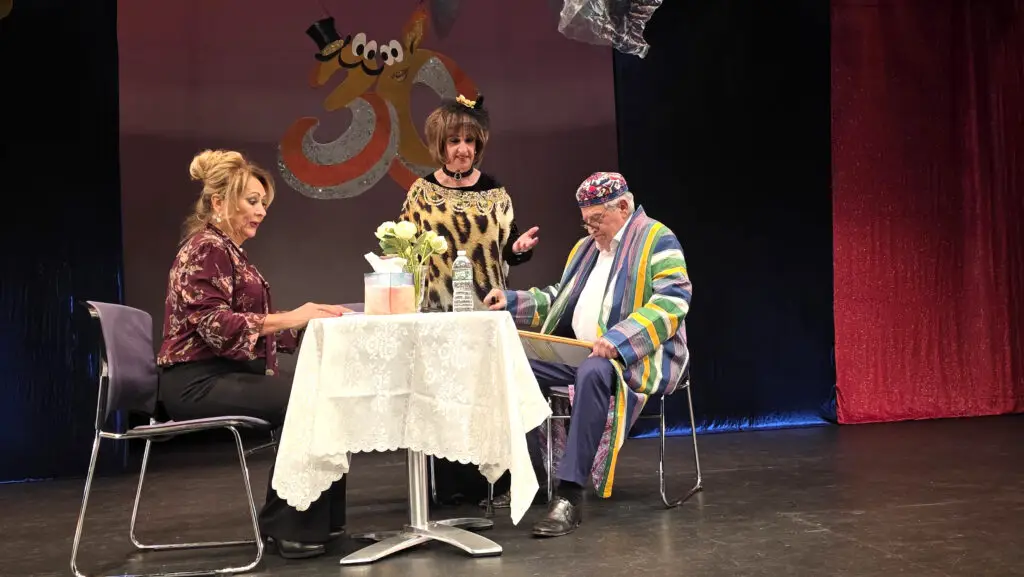 Любовь и смех, восторг и вдохновение!