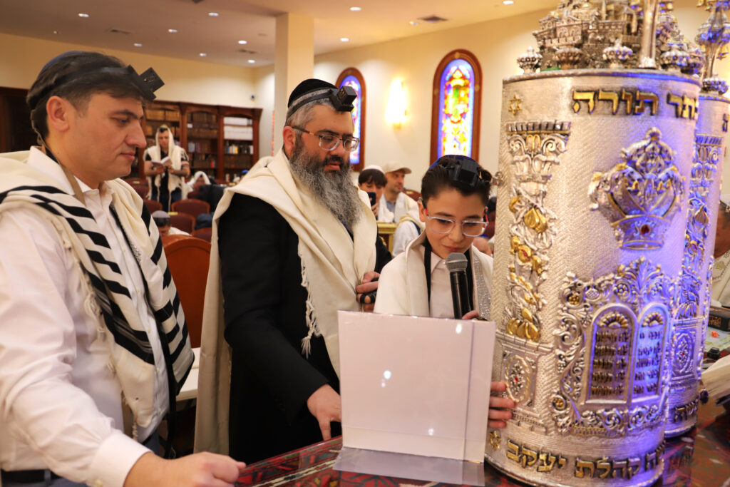 ДУХОВНАЯ ЖИЗНЬ ГЛАВНОЙ СИНАГОГИ КАНЕСОИ КАЛОН