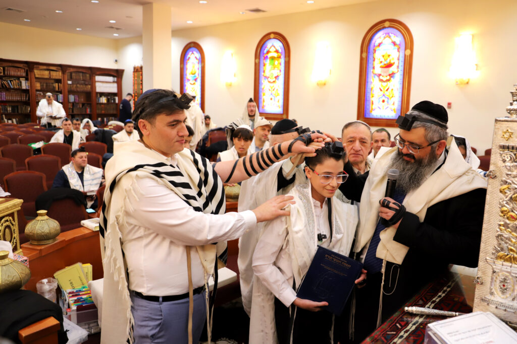 ДУХОВНАЯ ЖИЗНЬ ГЛАВНОЙ СИНАГОГИ КАНЕСОИ КАЛОН