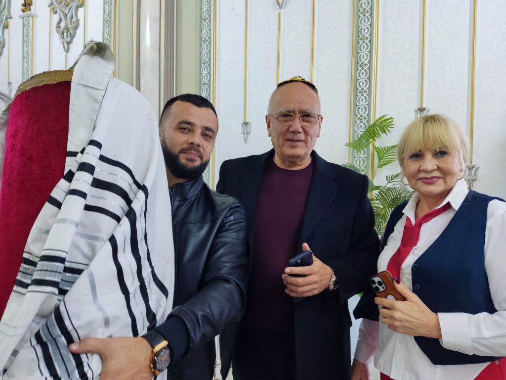 Симхат Тора в Самарканде Симхат Тора в Самарканде