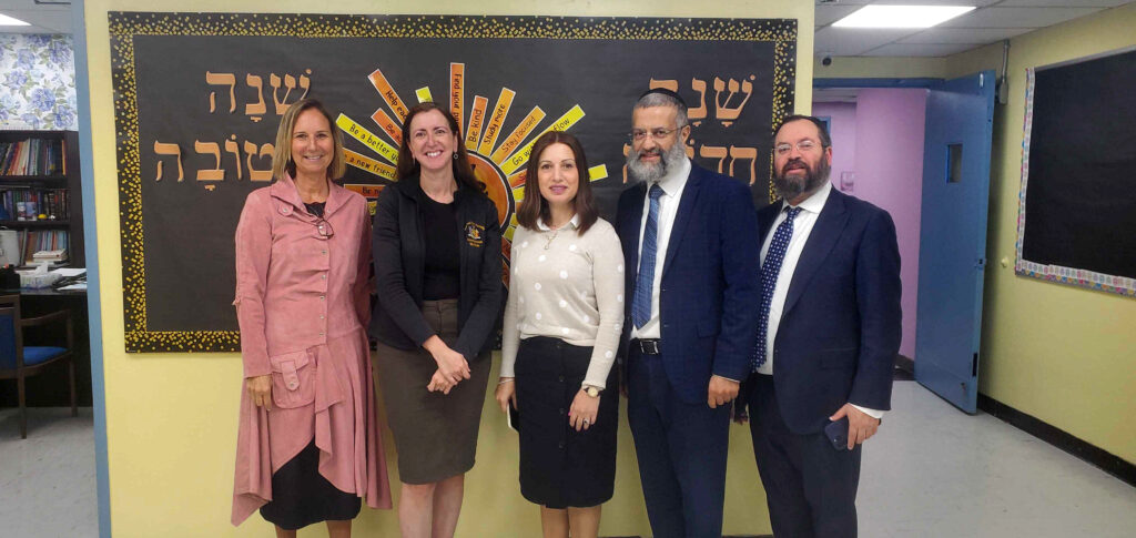 Assemblywoman Nily Rozic Visits JIQ